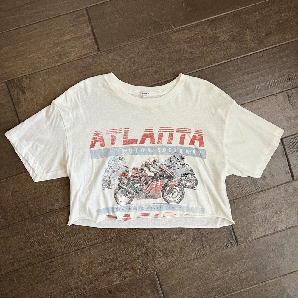 Garage Nwot white "Atlanta Motor Speedway" crop top 🏍